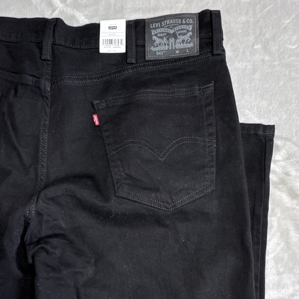 Levi's 541 NEW Athletic Taper Men Jeans 42x32 Black Flex Stretch Denim Zip Fly